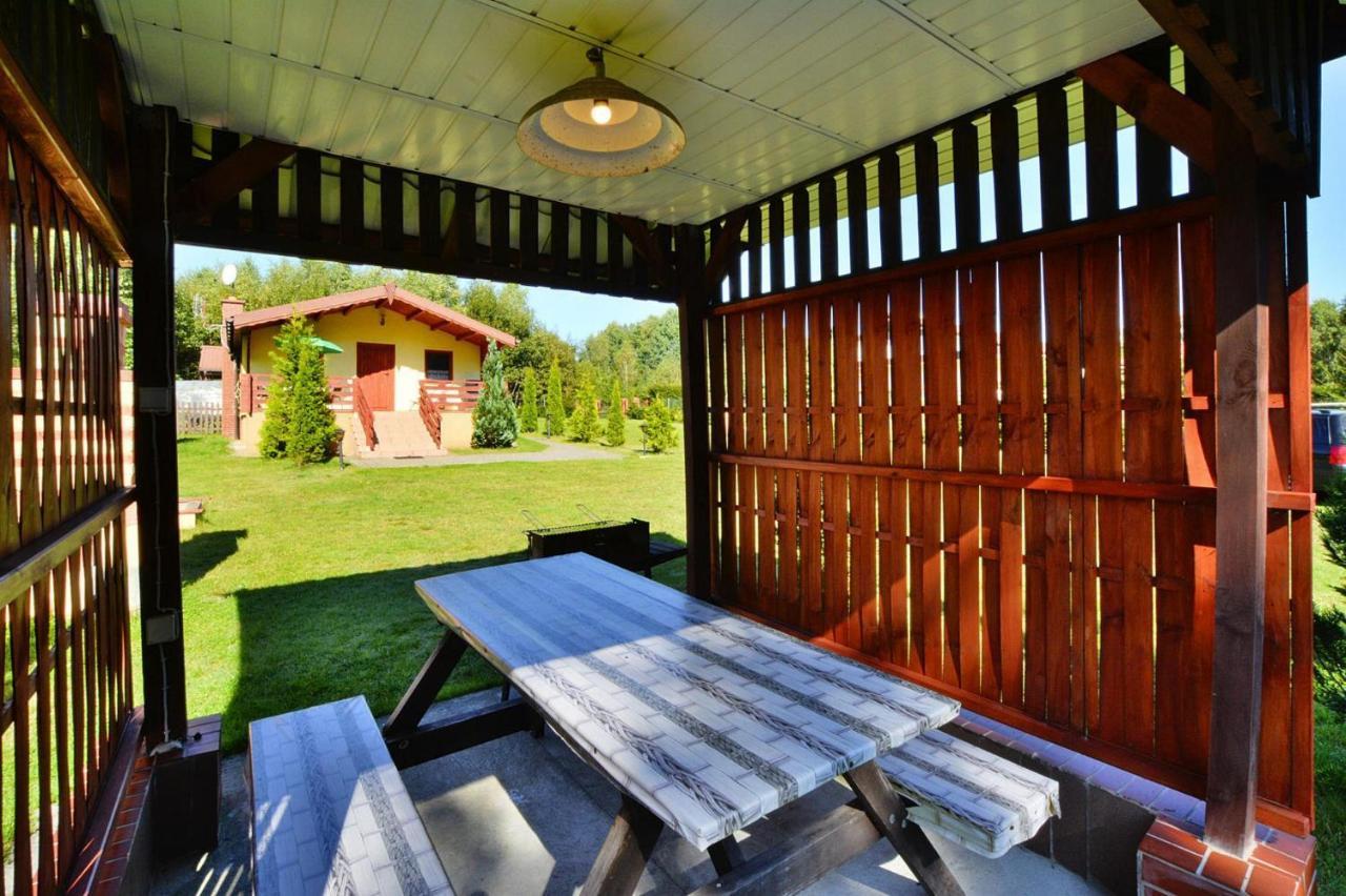 Holiday Home Close To The Lake Shore, Dabrowica Dabrowica  Exterior foto